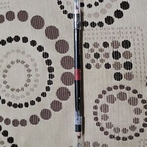 V KOSMETIK Duo Lip Liner In Flame And Chestnut